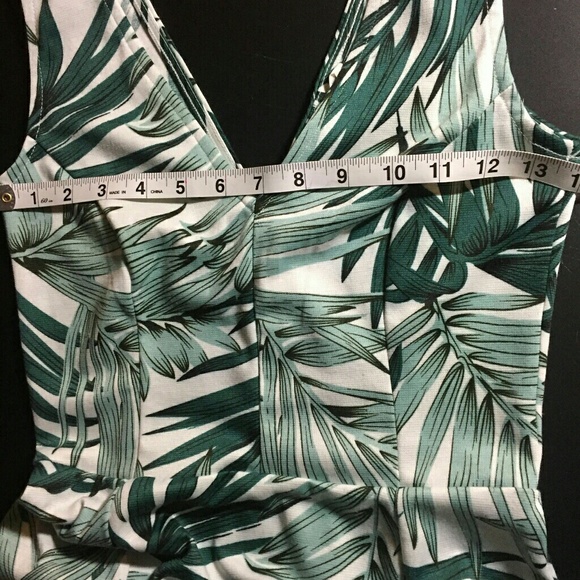 H&M SLEEVELESS DRESS SZ XS - Picture 6 of 8